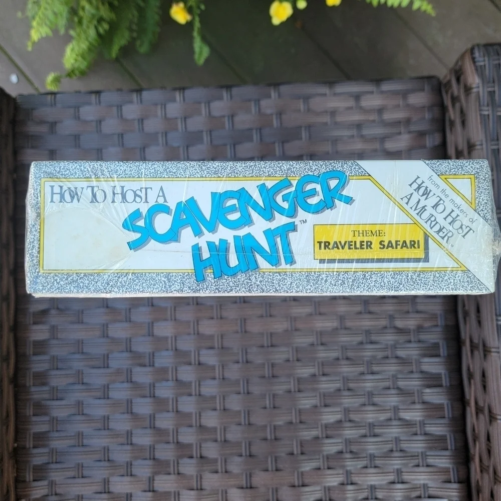 How to Host a Scavenger Hunt (1990) - Traveler Safari Theme New Sealed In Box